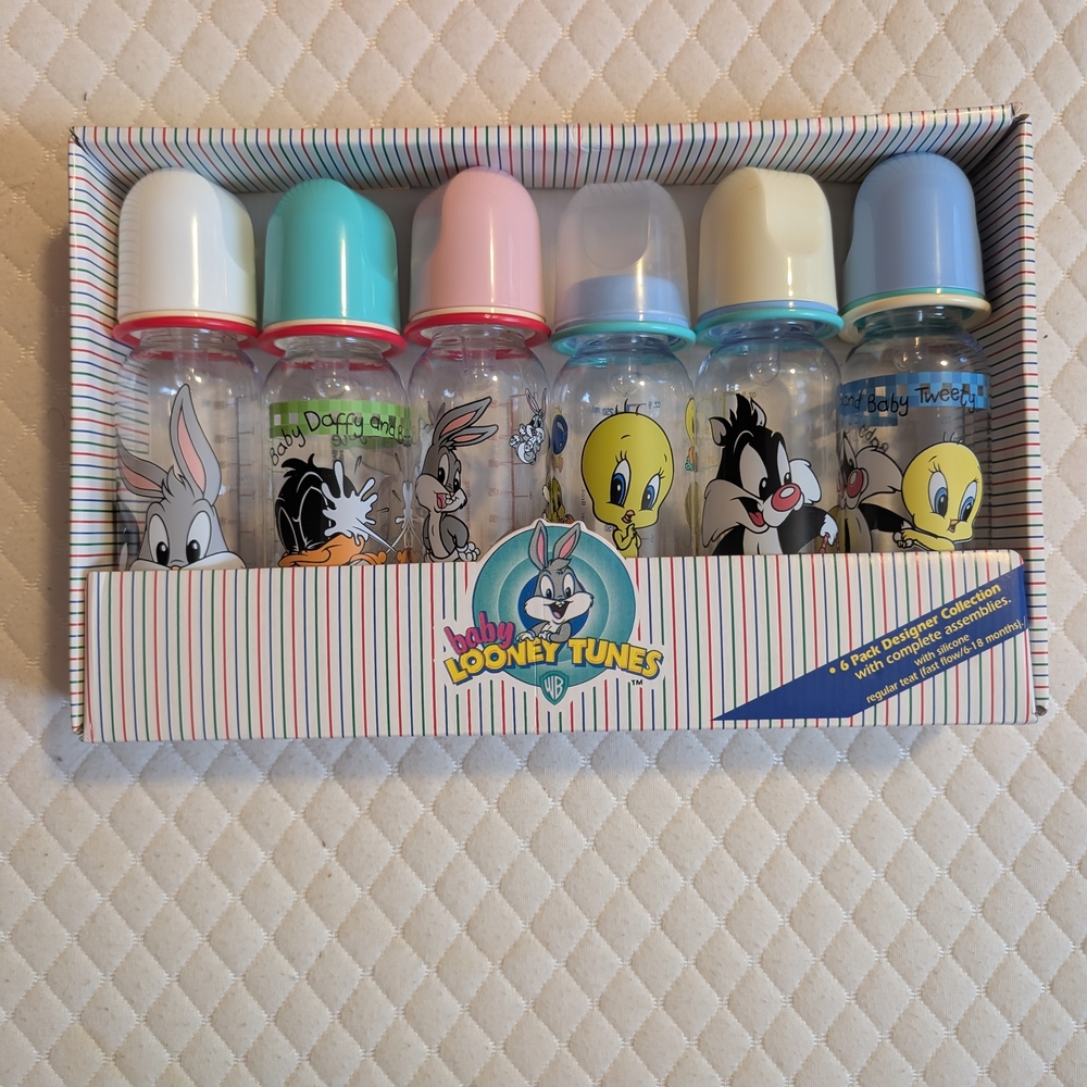 Baby Looney Tunes Baby Bottles Set